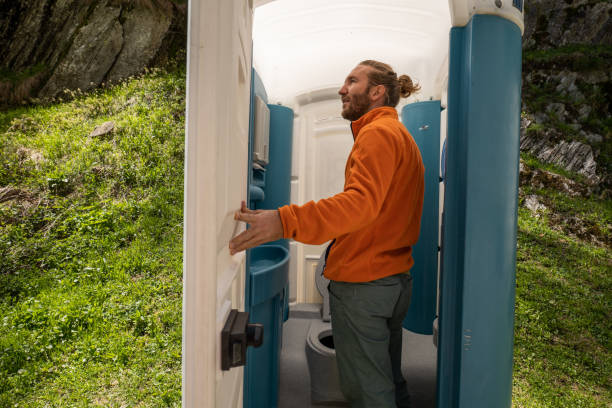 Affordable portable toilet rental in Chalmette, LA