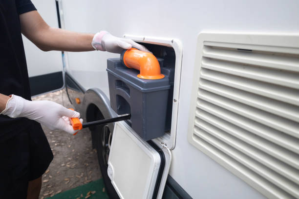 Best Porta potty rental near me  in Chalmette, LA
